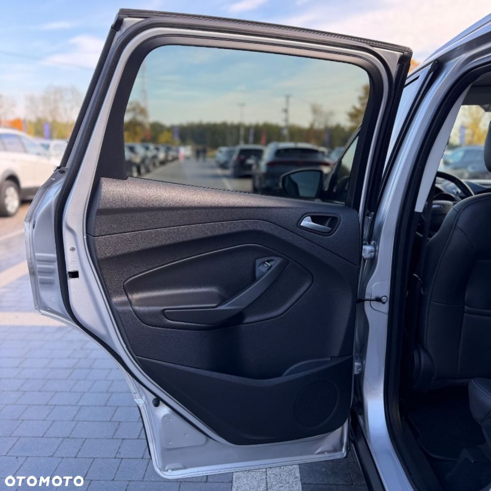 Ford Kuga - 20