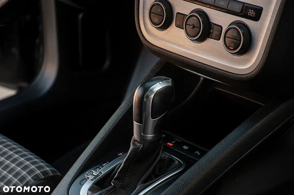 Volkswagen Scirocco 2.0 TSI (BlueMotion Technology) DSG - 21