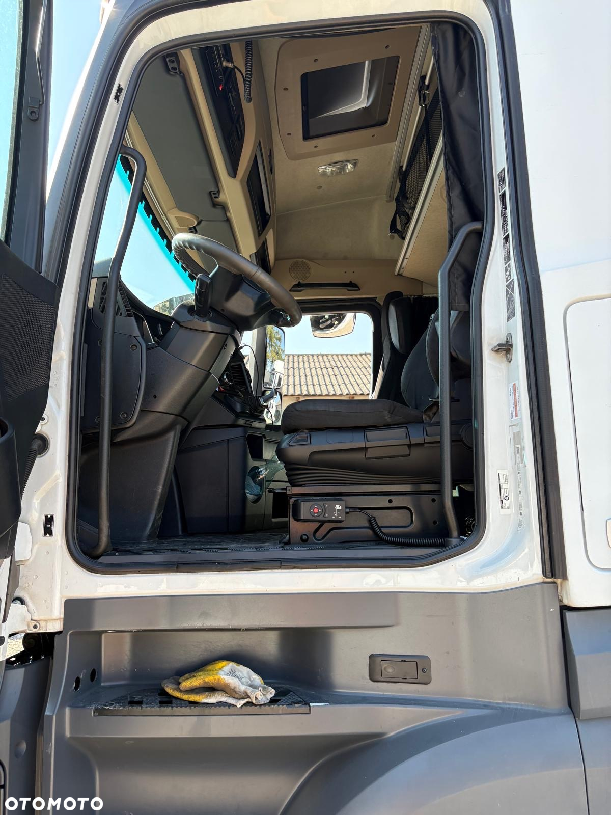 Mercedes-Benz Actros - 5