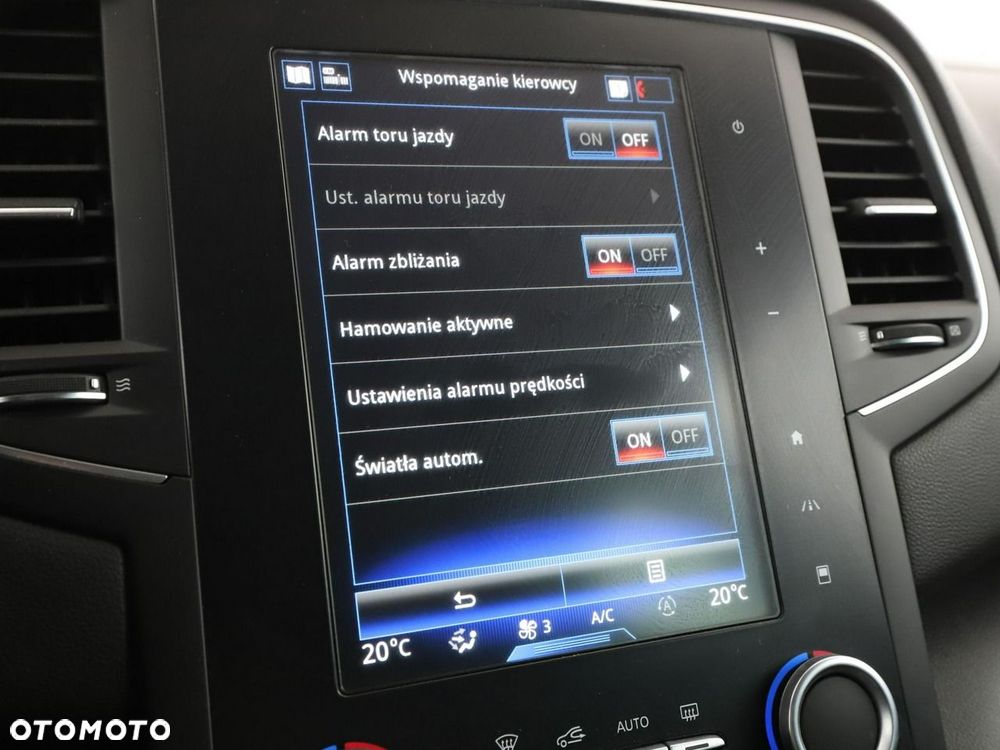 Renault Megane ENERGY TCe 205 EDC GT - 27