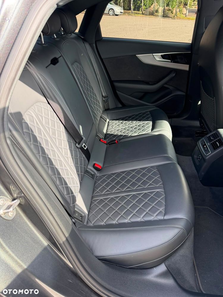 Audi A4 Limousine 45 TFSI quattro S tronic S line - 12