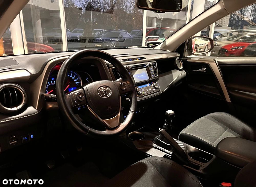 Toyota RAV4 2.0 D-4D 4x2 Start-Stop Executive - 10