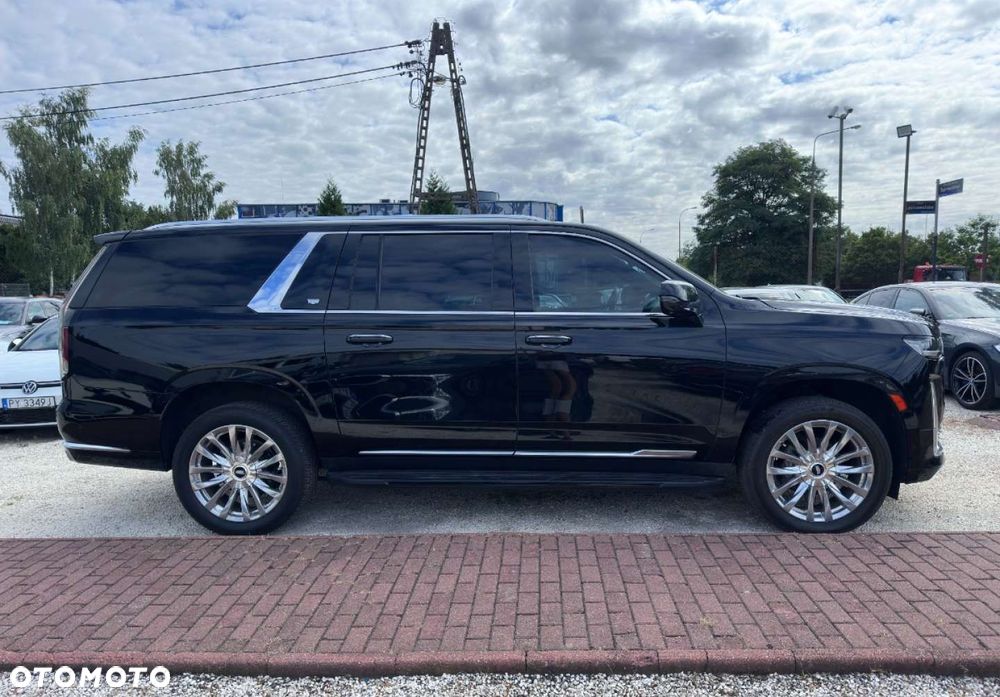 Cadillac Escalade - 5