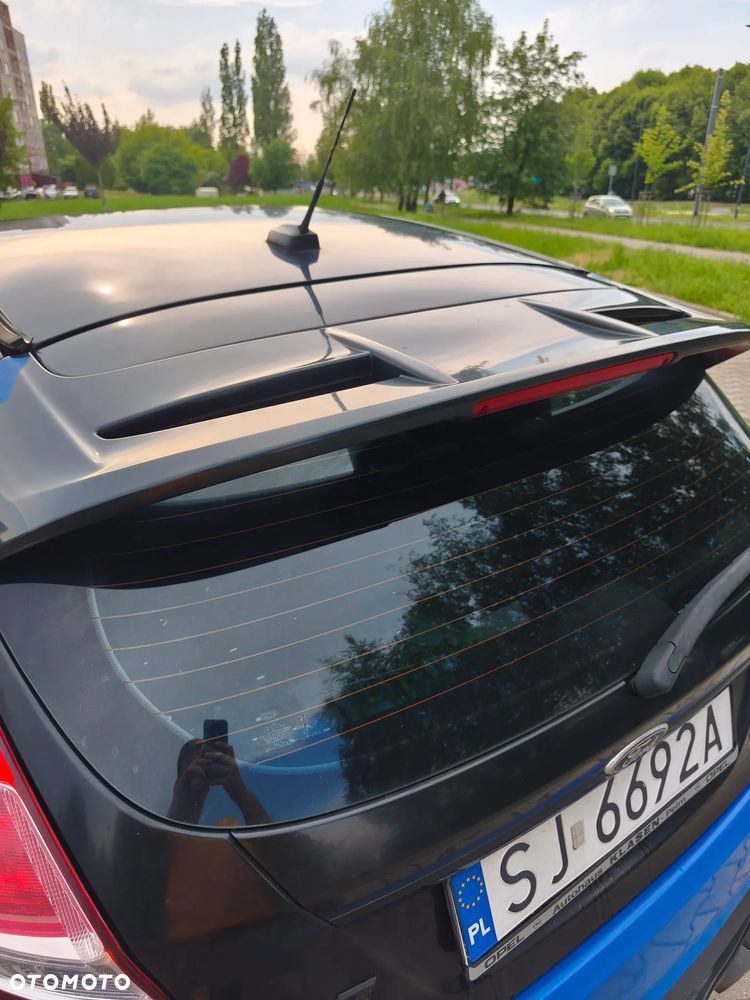 Ford Fiesta ST - 15