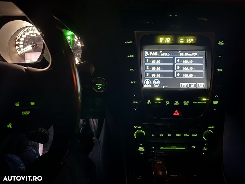 Lexus Seria GS 450h V6 Aut Luxury - 26