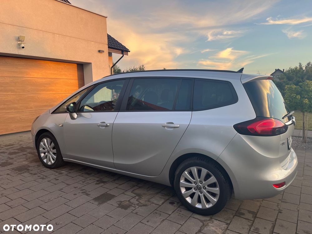 Opel Zafira - 5
