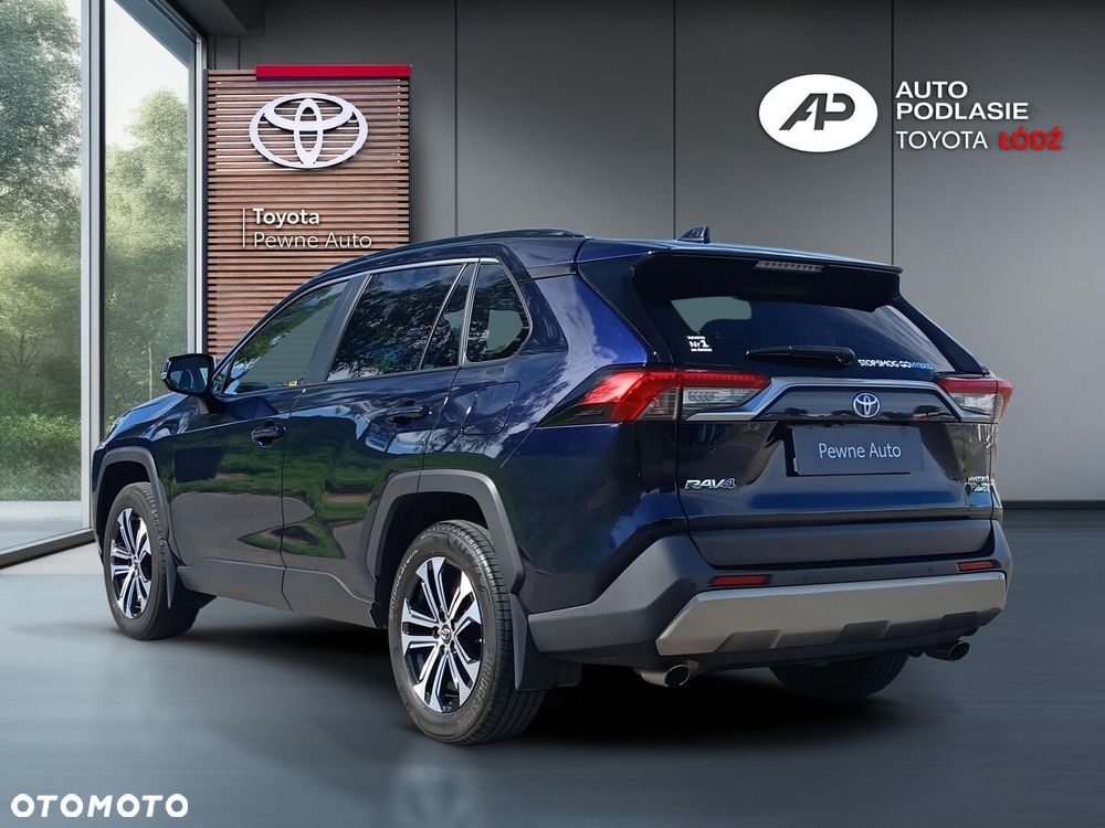 Toyota RAV4 - 6