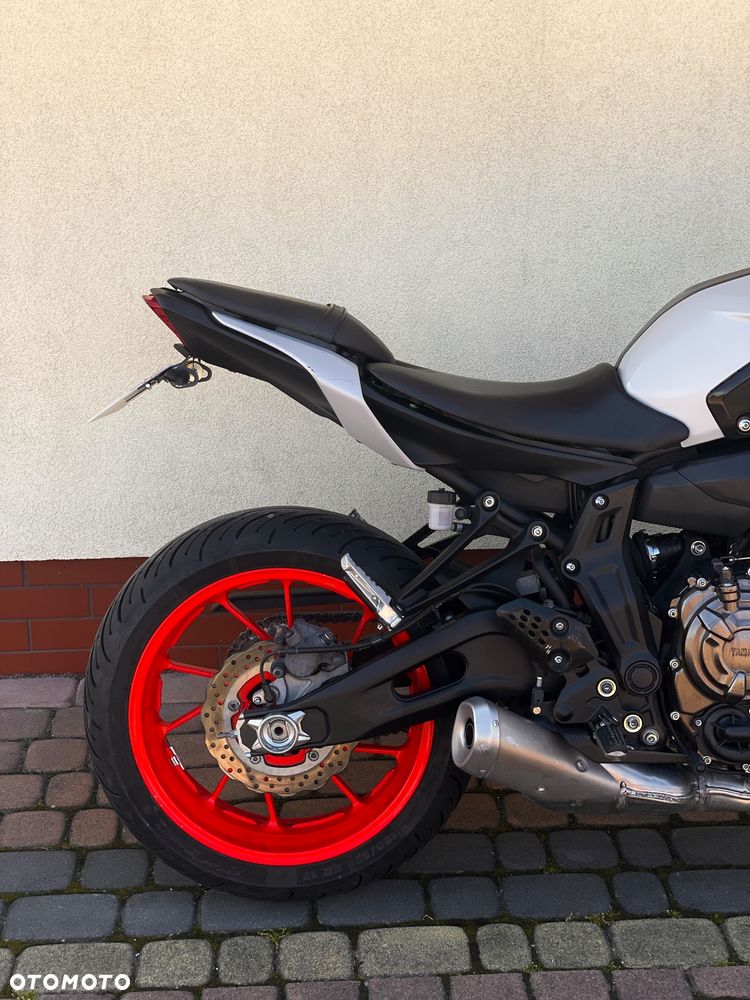 Yamaha MT - 5