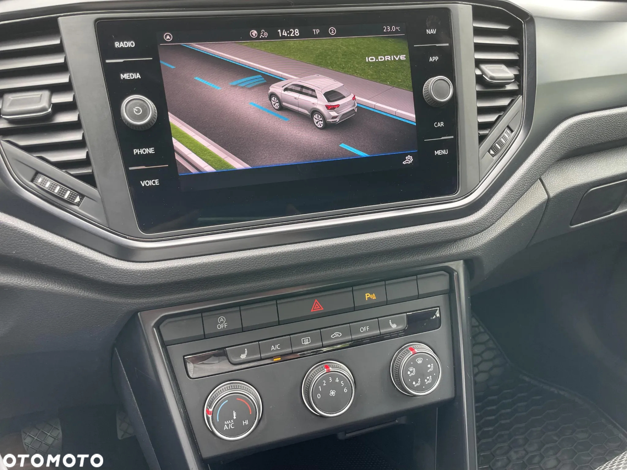 Volkswagen T-Roc 1.0 TSI Active - 26