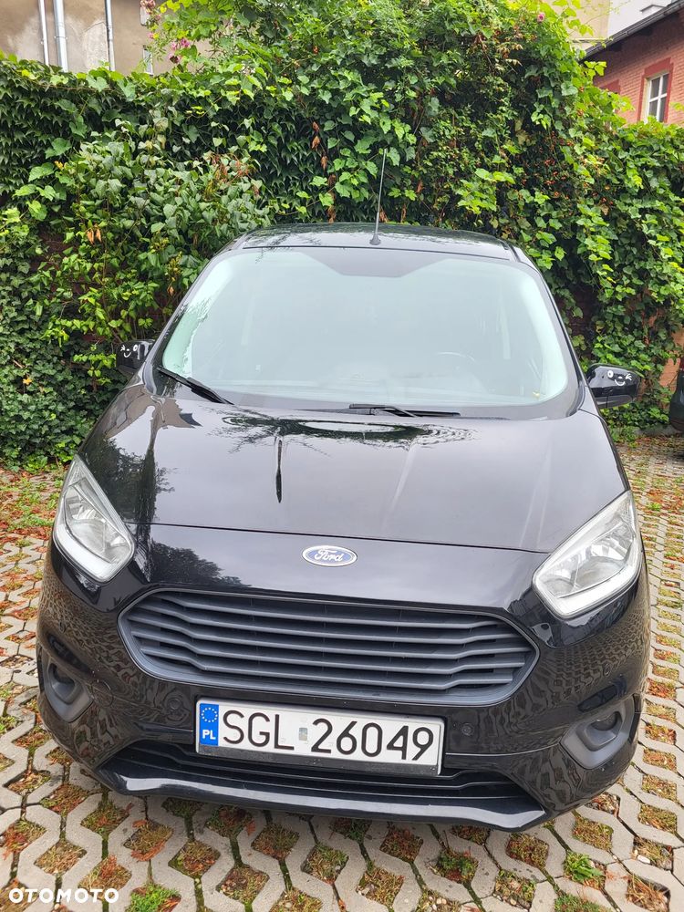 Ford Tourneo Courier - 2