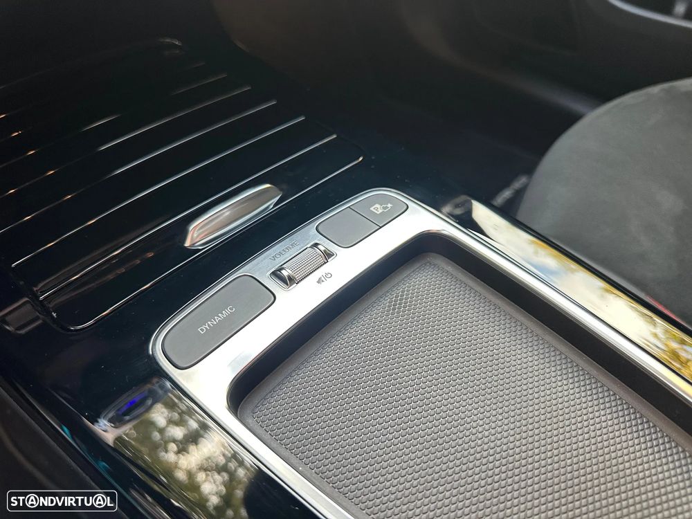 Mercedes-Benz CLA 250 - 12