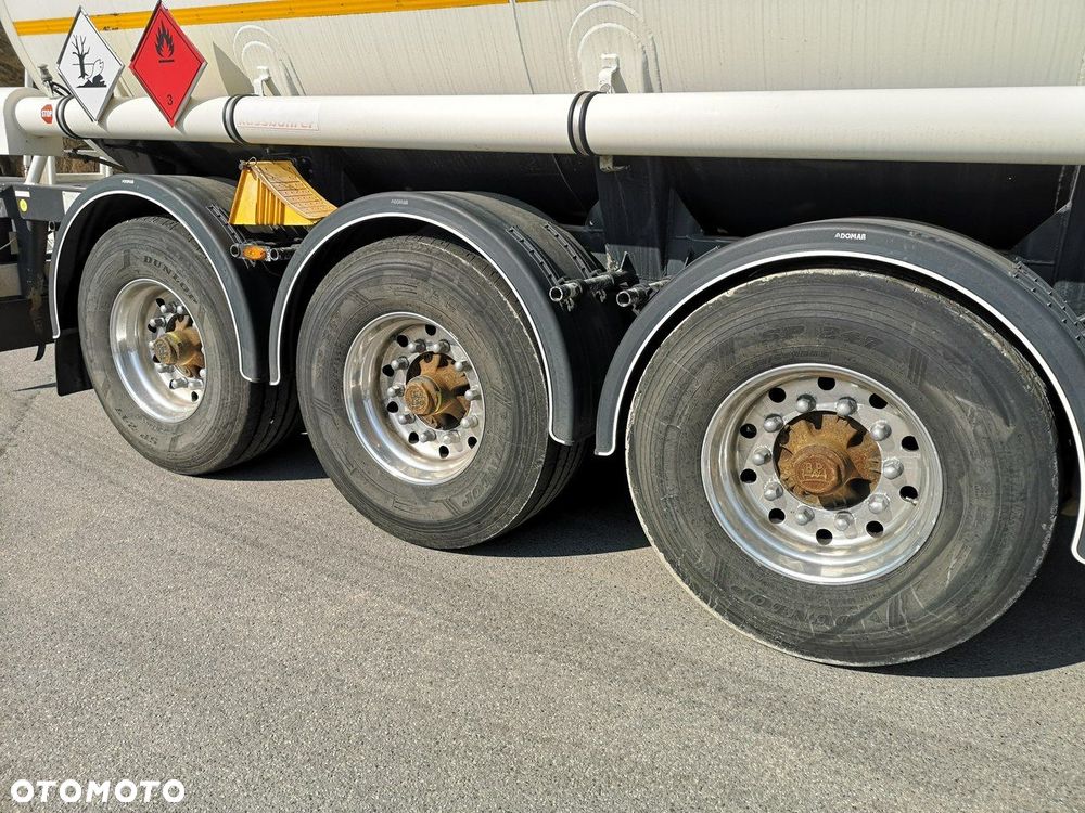 Kassbohrer Cysterna Paliwowa LGBF 4 Komorowa Mało Używana Super Stan! - 10