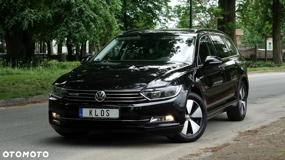 Volkswagen Passat 2.0 TDI (BlueMotion Technology) Comfortline - 23