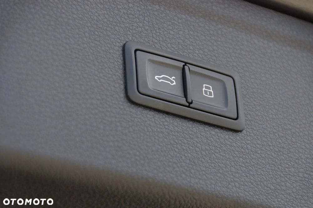 Audi Q5 2.0 TDI Quattro S tronic design - 38