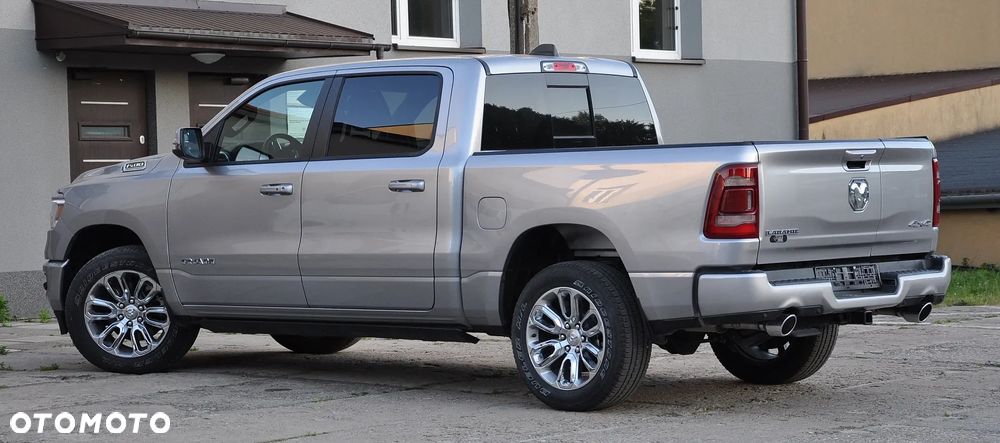 RAM 1500 5.7 Crew Cab Laramie - 6