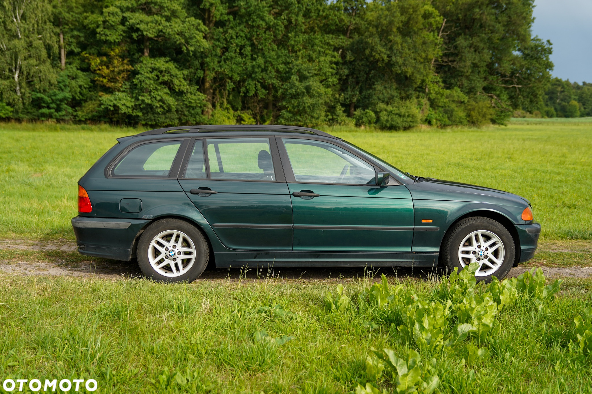 BMW Seria 3 318i - 4