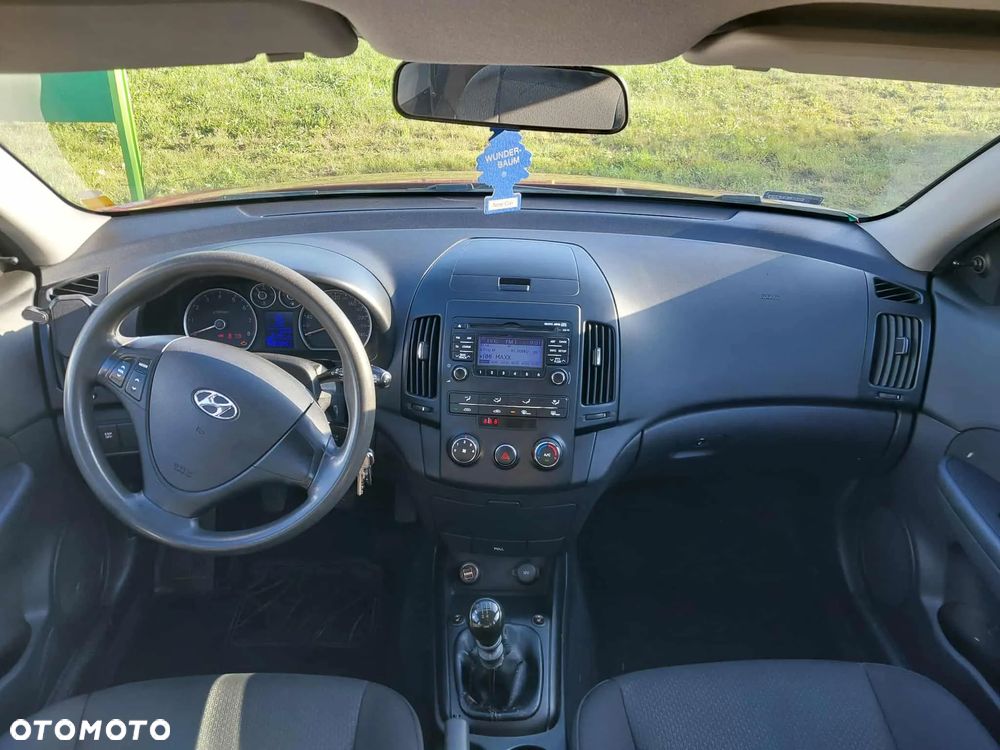 Hyundai i30 1.4 Classic + - 9