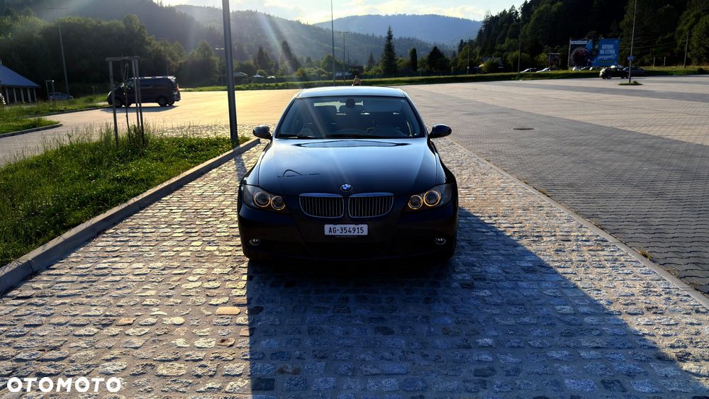 BMW Seria 3 325i - 9