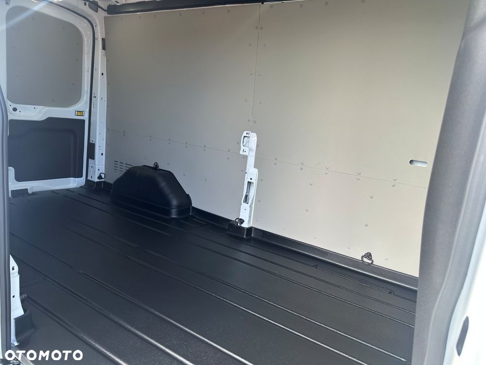 Ford Transit - 19