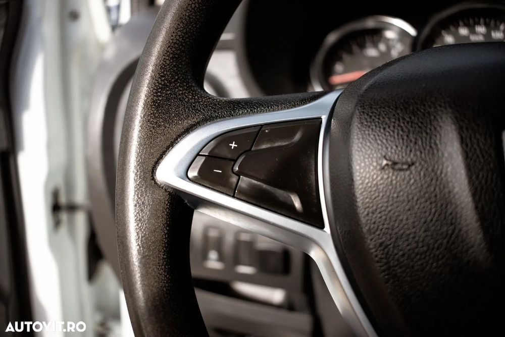 Dacia Lodgy 1.6 SCe Laureate - 24