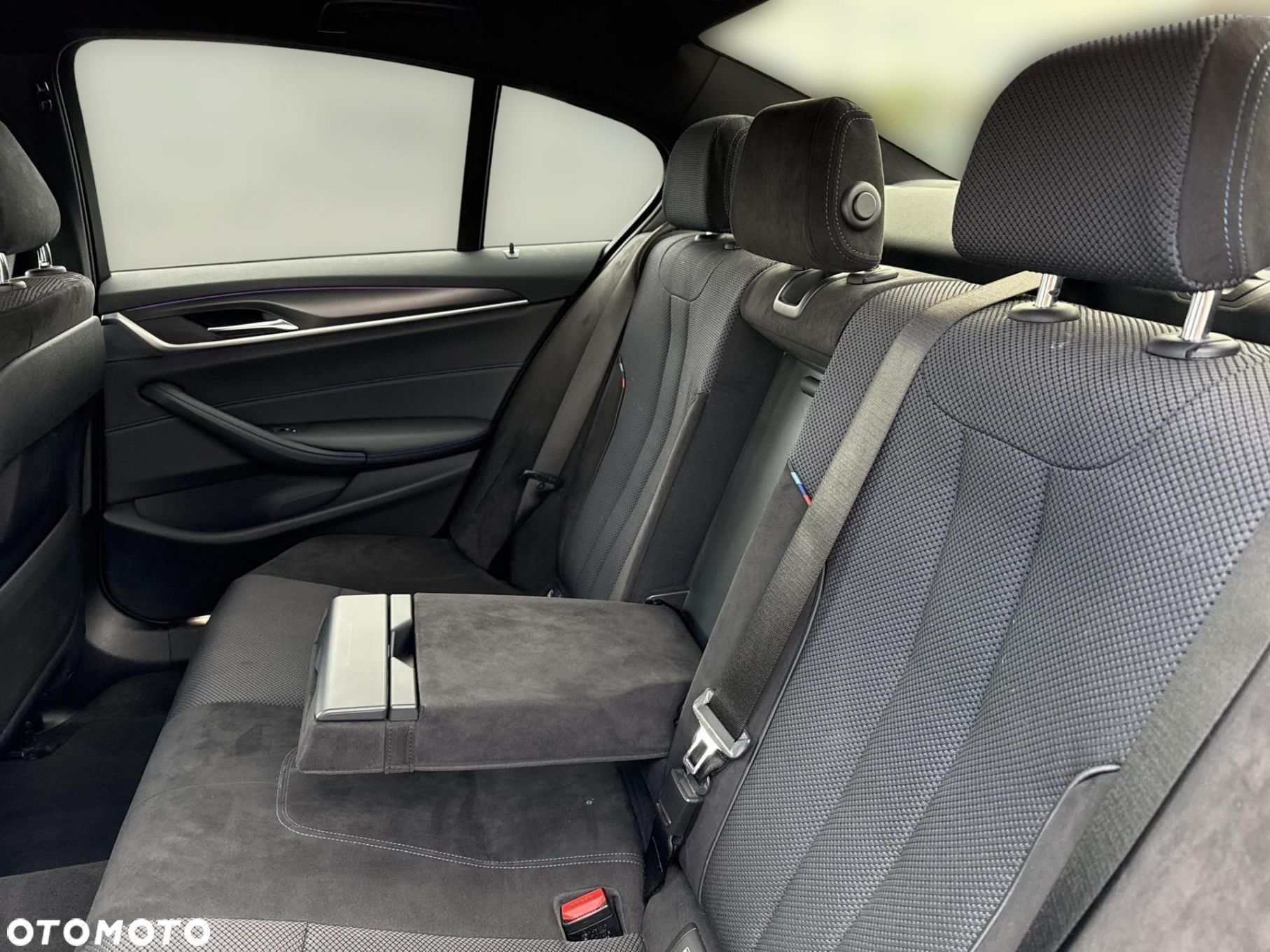 BMW Seria 5 520d xDrive M Sport sport - 13