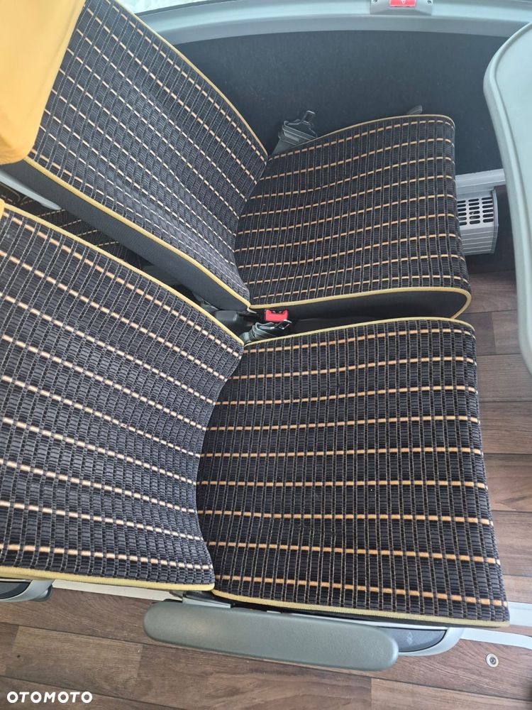 Mercedes-Benz Tourismo - 14