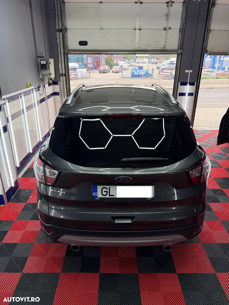 Ford Kuga 2.0 TDCi 4WD Powershift Titanium - 7