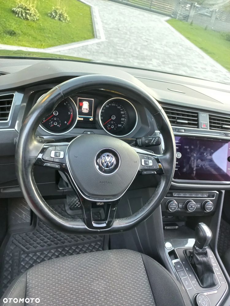 Volkswagen Tiguan Allspace 2.0 TDI 4Mot SCR Comfortline DSG - 9