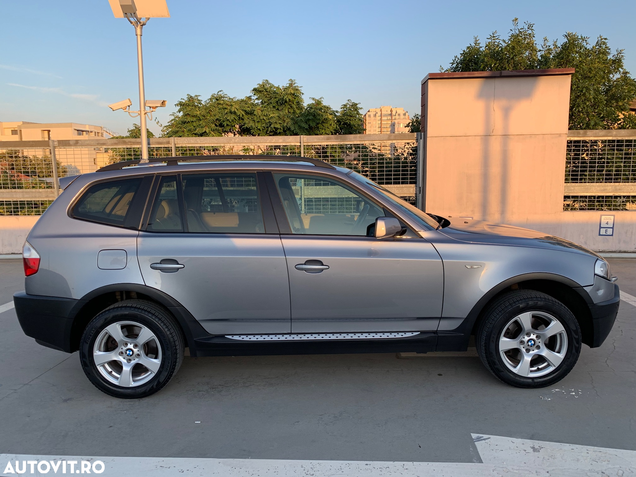 BMW X3 2.0d - 8