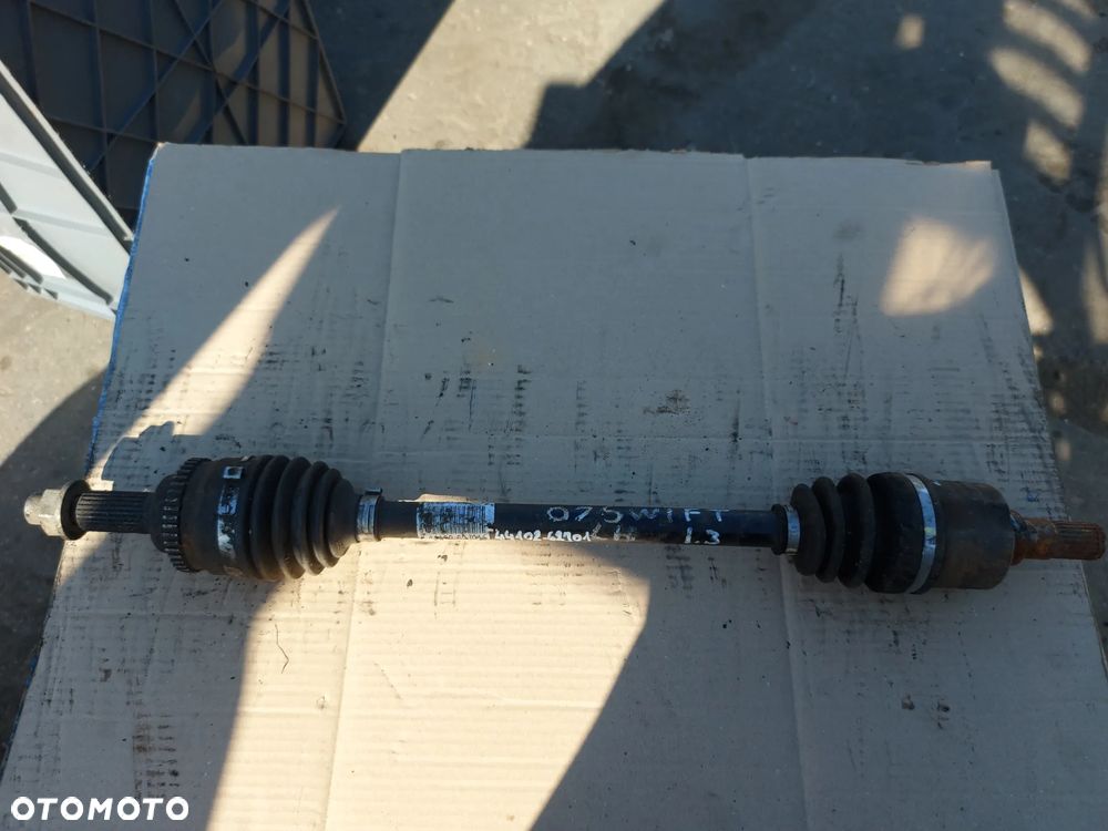 Półoś lewa krótka Suzuki Swift 1.3 '07r 44102-62J01 - 1