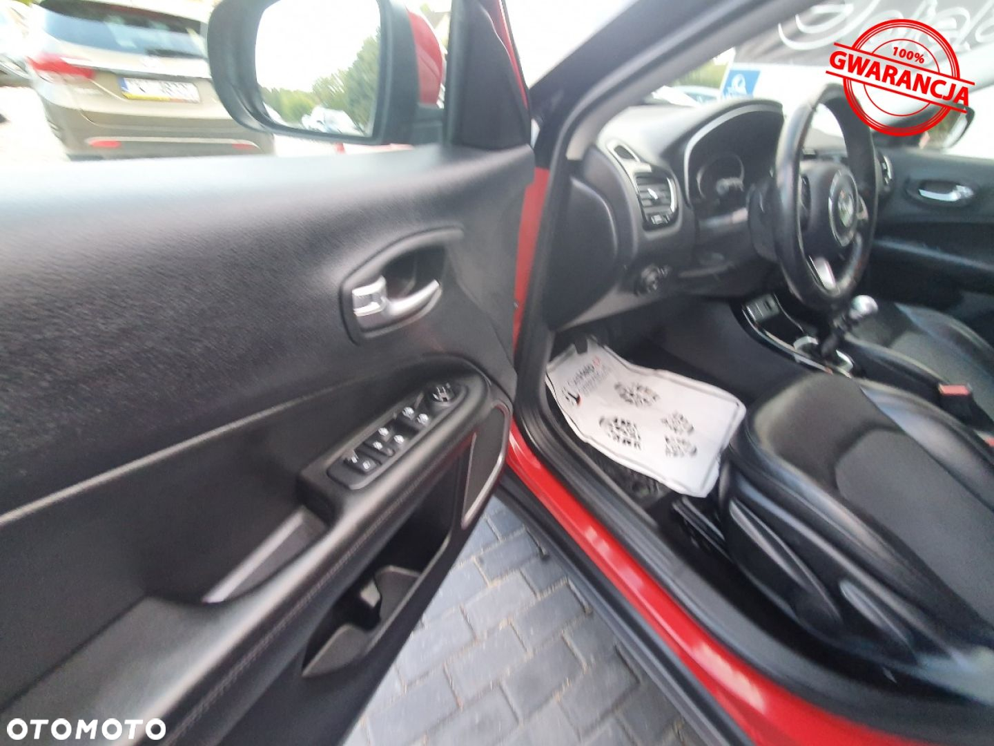 Jeep Compass - 28