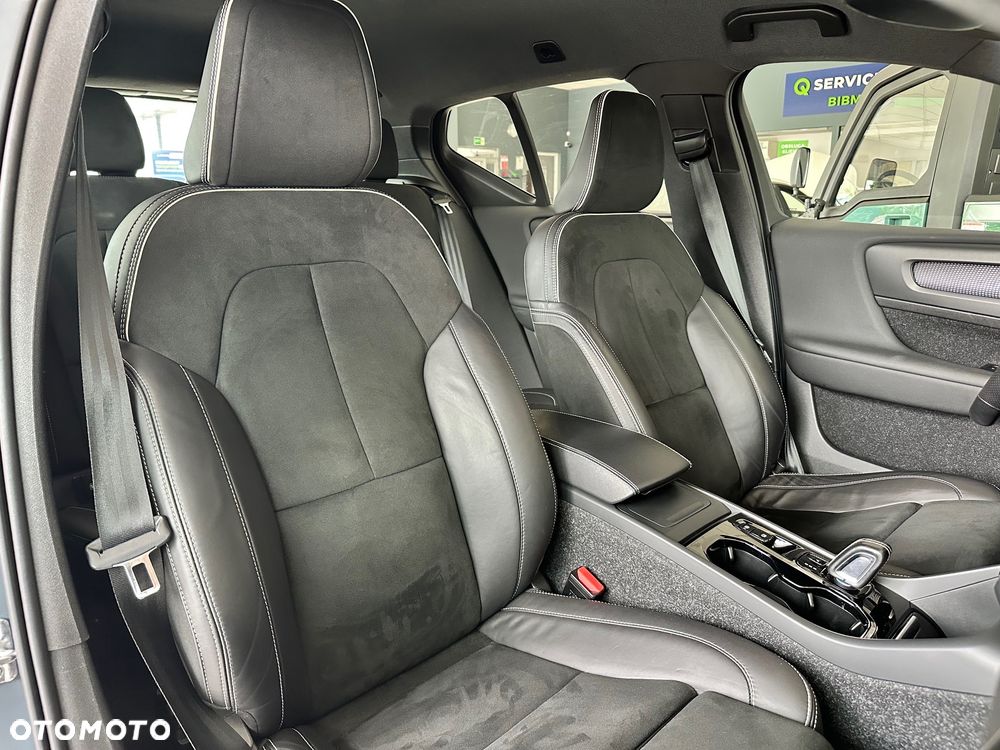 Volvo XC 40 T3 R-Design - 14