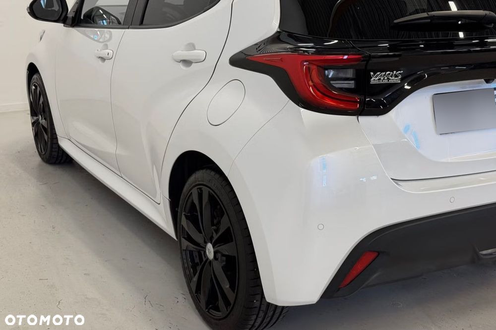 Toyota Yaris Hybrid 1.5 Active - 8