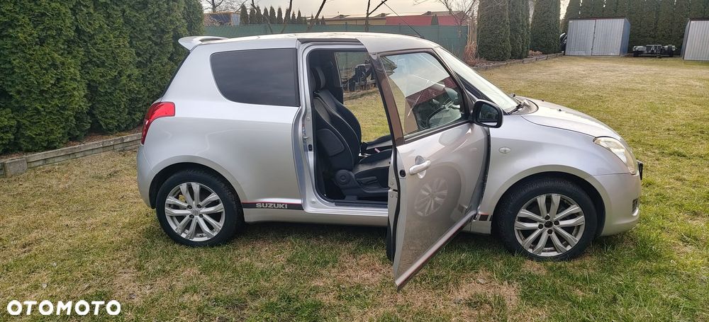 Suzuki Swift 1.3 Sunlight Edition - 33