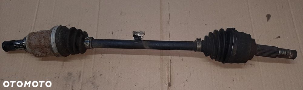 Micra K13 półoś lewa przednia przód 1,2 benzyna pół oś Nissan - 1