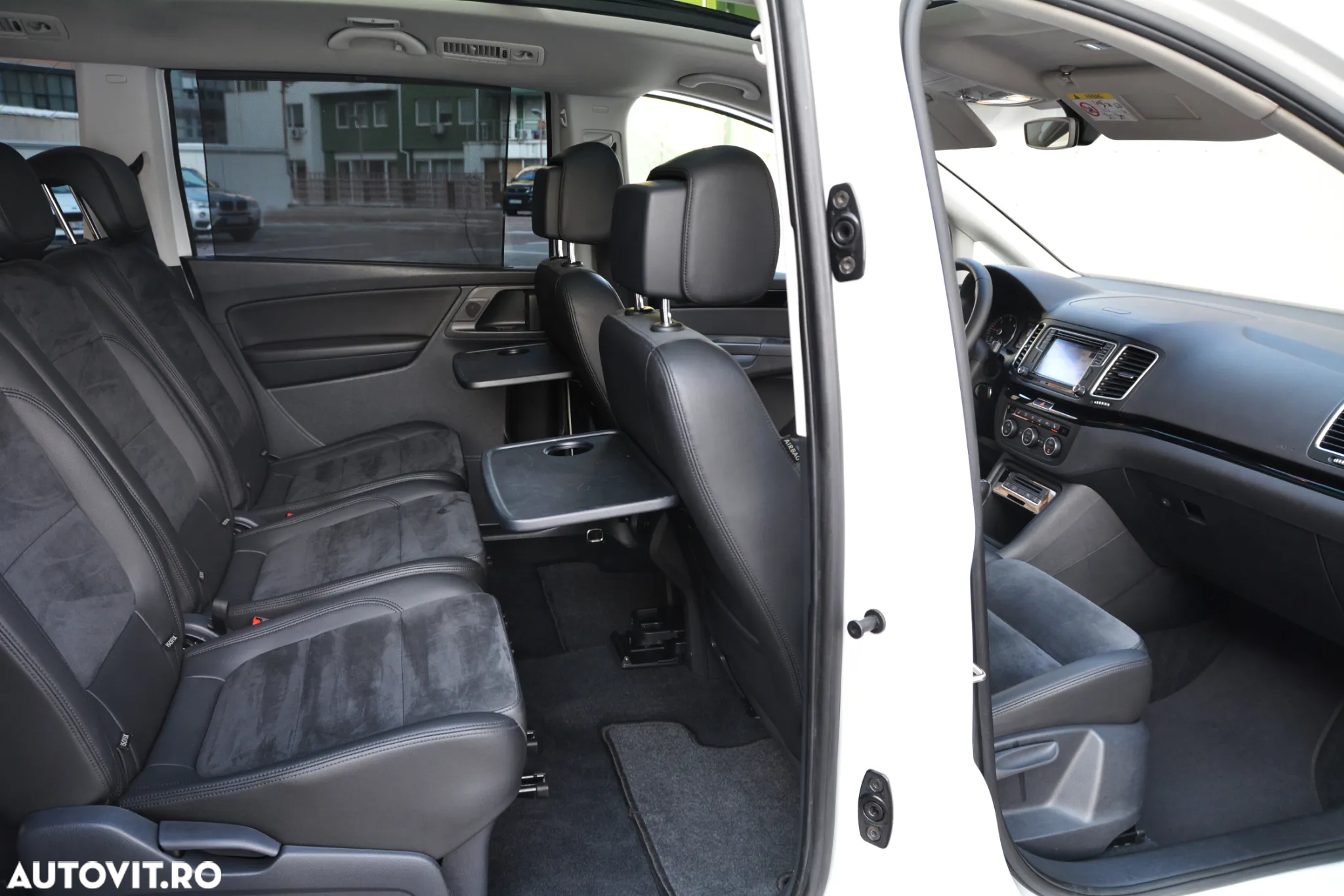 Volkswagen Sharan 2.0 TDI DSG (BlueMotion Technology) Highline - 13