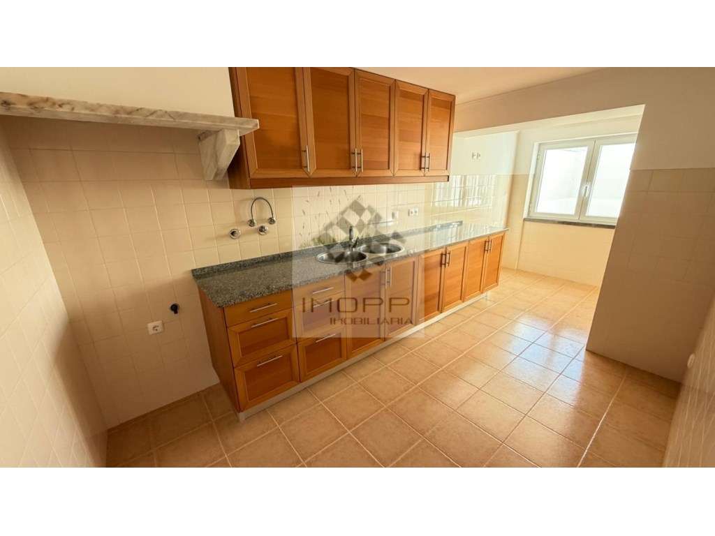 T2+1 totalmente renovado em São João das Lampas - Sintra - Grande imagem: 4/31