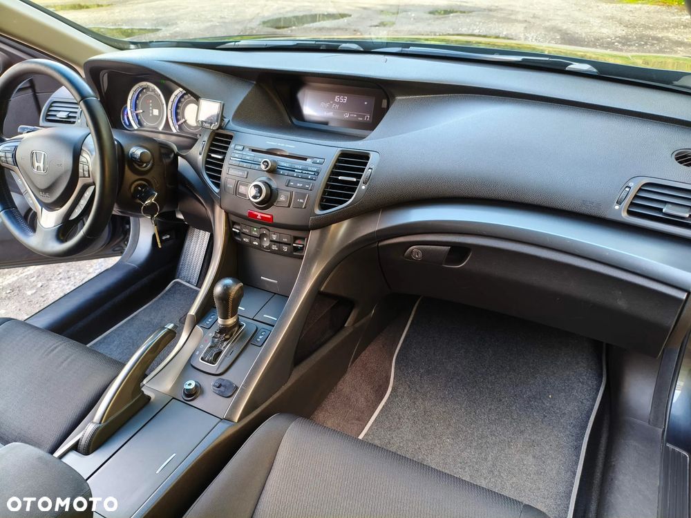 Honda Accord 2.0 Lifestyle - 13