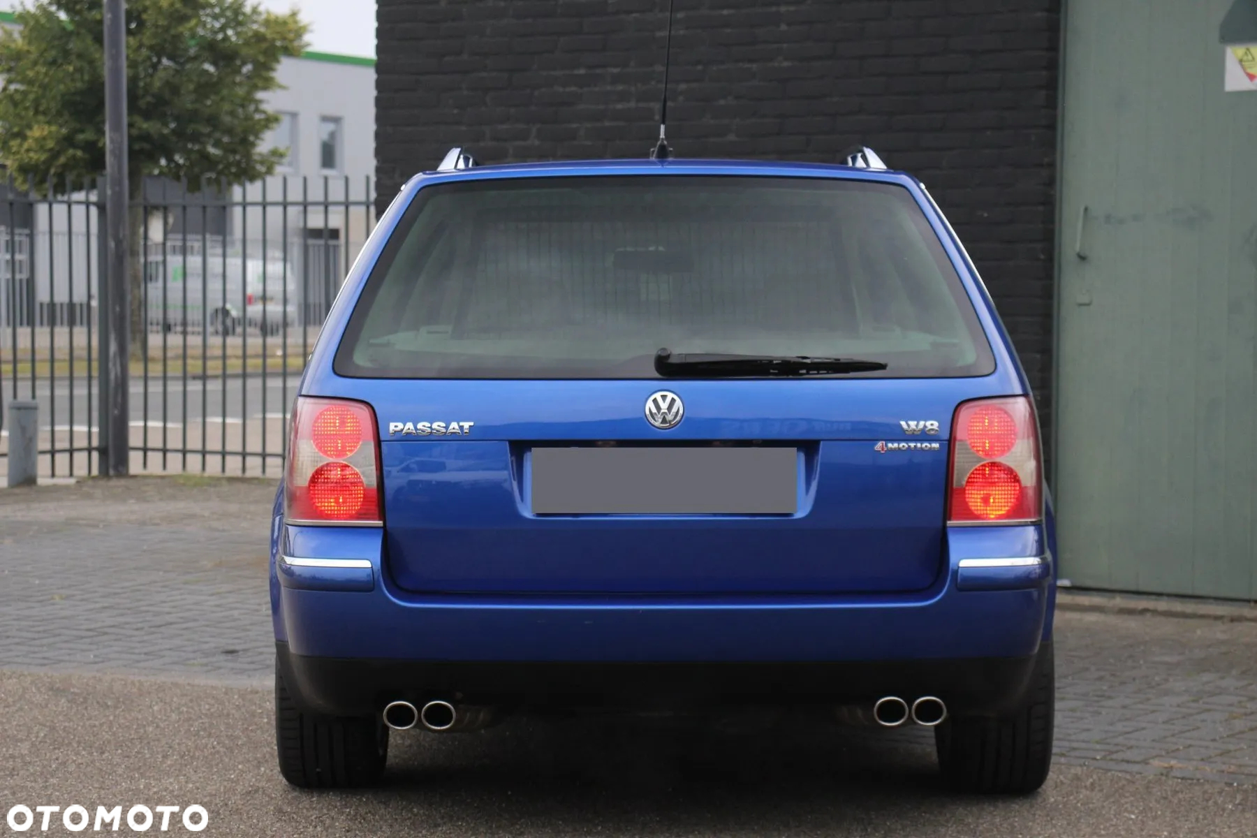 Volkswagen Passat 4.0 W8 4Mot Tiptr - 14