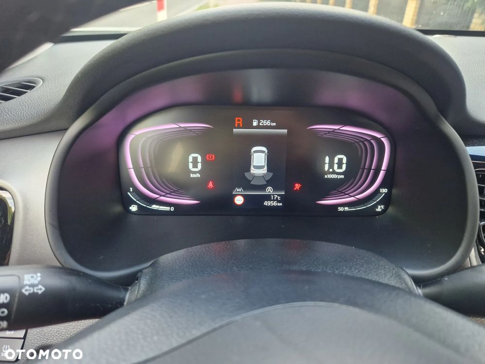 Kia Stonic - 12