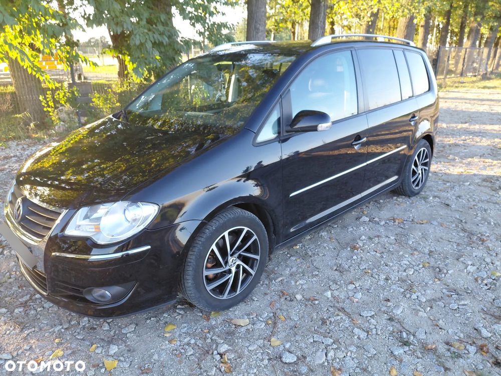Volkswagen Touran - 5