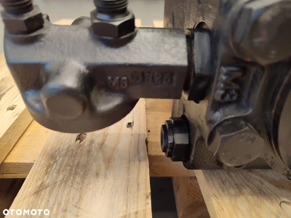 Hydromotor 90R075FMSNN8D MERLO P28.8 PLUS - 10