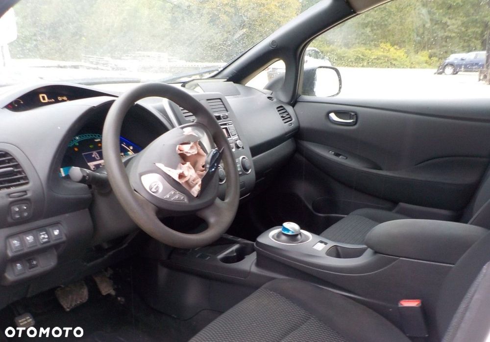 Nissan Leaf - 21