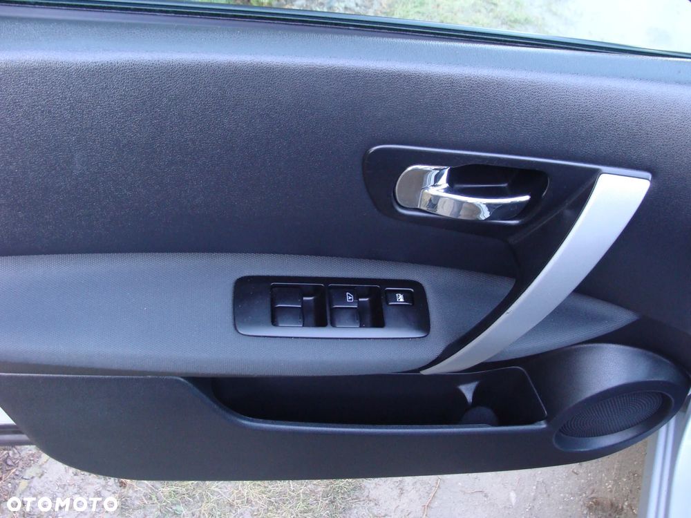 Nissan Qashqai 1.6 acenta - 17