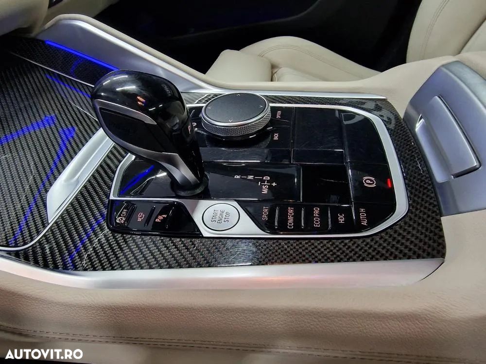 BMW X6 xDrive40i AT MHEV - 10