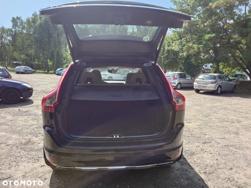 Volvo XC 60 D4 Drive-E Ocean Race - 11