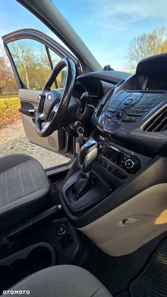 Ford Tourneo Connect Grand ver-gr-1-5-tdci-titanium-powershift - 11