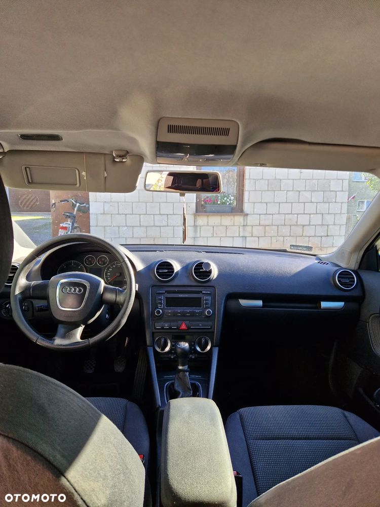 Audi A3 Sportback 1.9 TDI DPF Attraction - 11