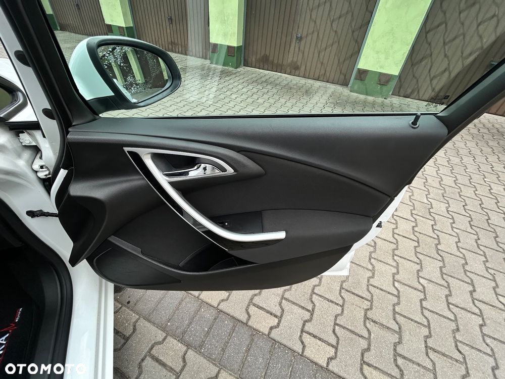 Opel Astra 1.4 Turbo Style - 27