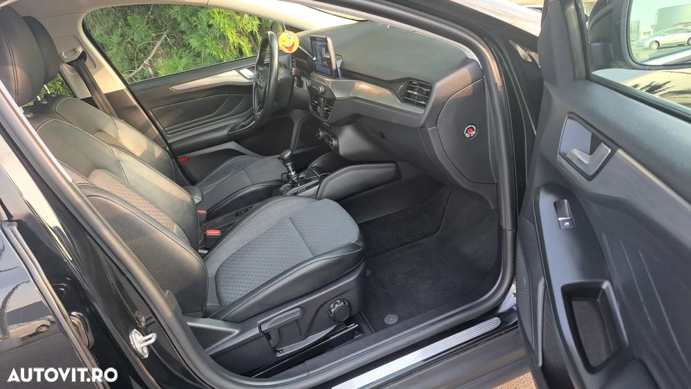 Ford Focus 1.5 EcoBlue Titanium - 9